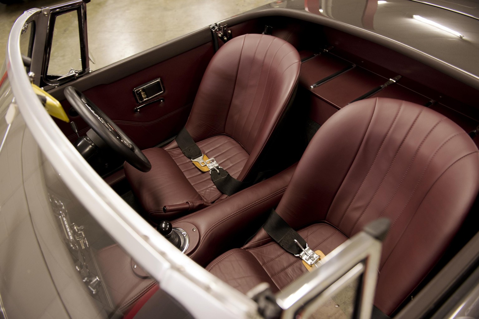 frontline developments MGB abingdon england auto sportwagen retro 1960s design https://www.frontlinedevelopments.com/