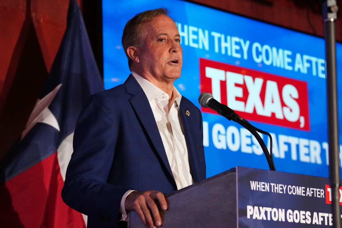 Republican U.S. Senate candidate Texas Attorney General Ken Paxton speaks to attendees at a stop in Allen, Tx., during his campaign's bus tour, Monday, Oct. 19, 2026. (AP Photo/Tony Gutierrez)
Ke ...