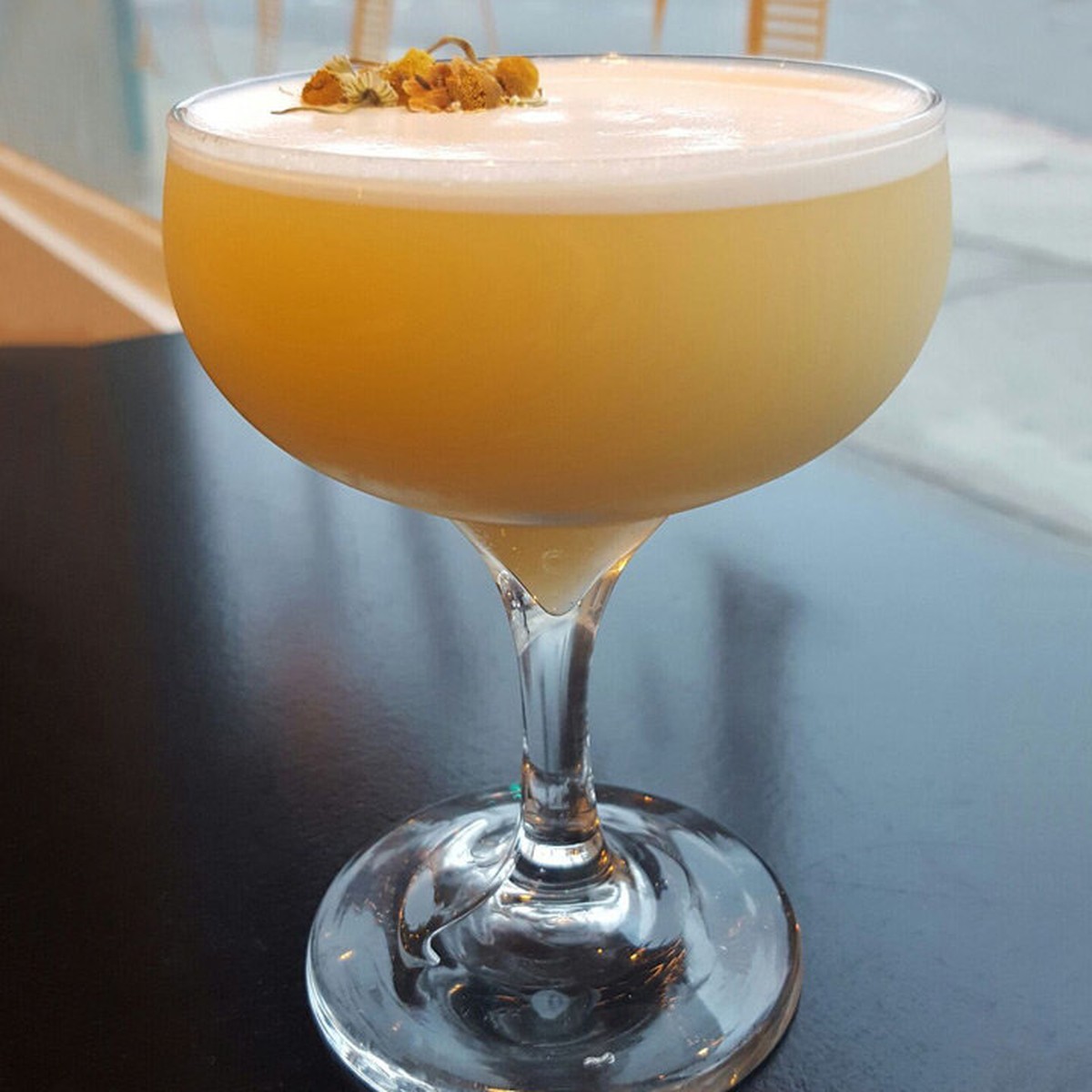 star wars cocktail trinken drinks alkohol sci fi film yoda https://www.liquor.com/slideshows/star-wars-cocktails/?utm_source=Sailthru&amp;utm_medium=email&amp;utm_campaign=7.24%205%20Mind-Blowing%20St ...