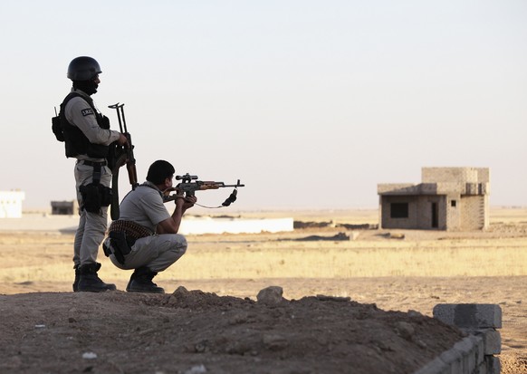 Kurdische Peschmerga-Kämpfer machen seit der US-Luftunterstützung Fortschritte im Kampf gegen die Terrormiliz IS.