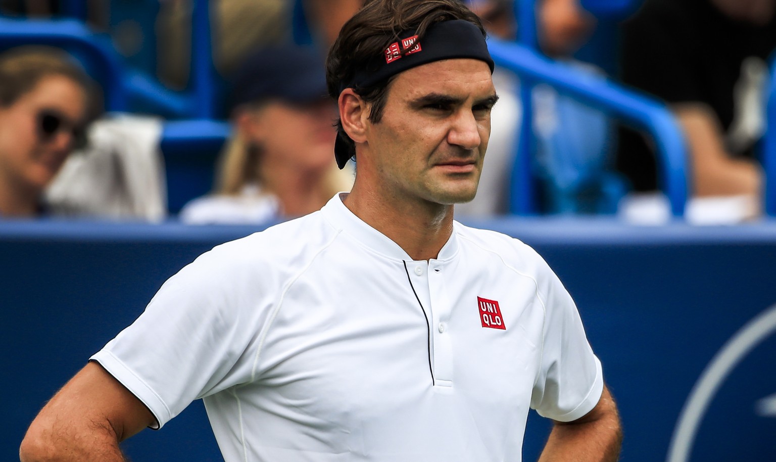 epa06954958 Roger Federer of Switzerland in action against Leonardo Mayer of Argentina in their match in the Western &amp; Southern Open tennis tournament at the Lindner Family Tennis Center in Mason, ...