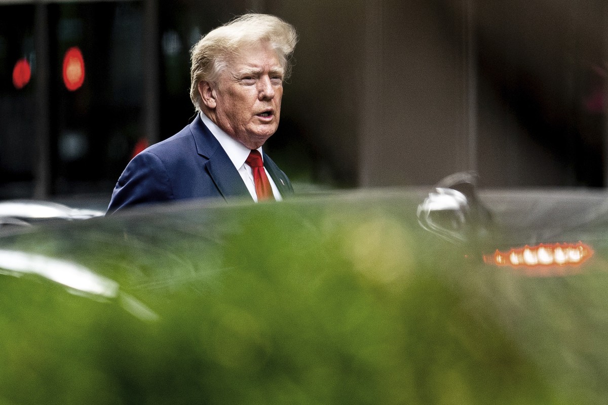 FILE - Former President Donald Trump departs Trump Tower, Aug. 10, 2022, in New York, on his way to the New York attorney general's office for a deposition in civil investigation. A newly release ...