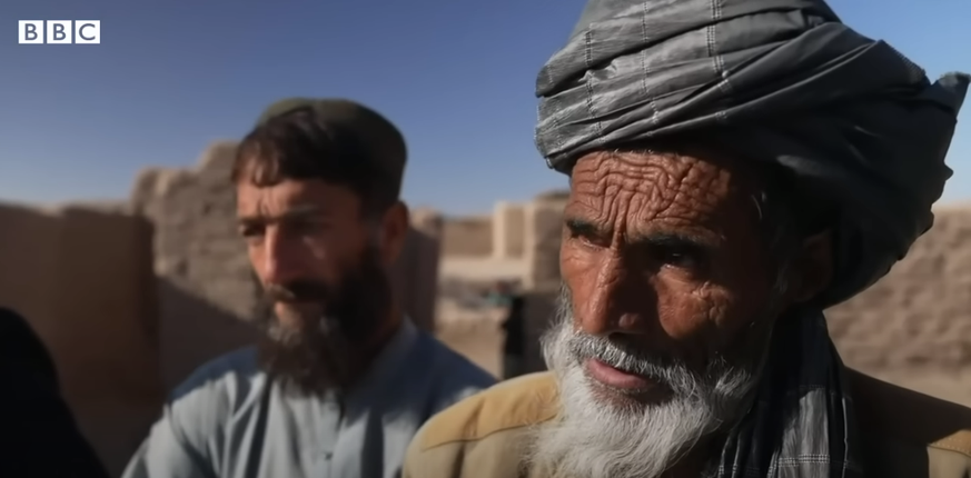 Abdul Wahab im Gespräch mit «BBC»-Reportern.