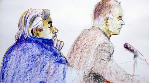 ZEICHNUNG --- Der mehrfache Kindermoerder Werner Ferrari, links, und sein Verteidiger Patrick Schaerz vor dem Bezirksgericht Baden im Ratshaus in Wettingen (AG) am Dienstag, 10. April 2007. Das Beziks ...