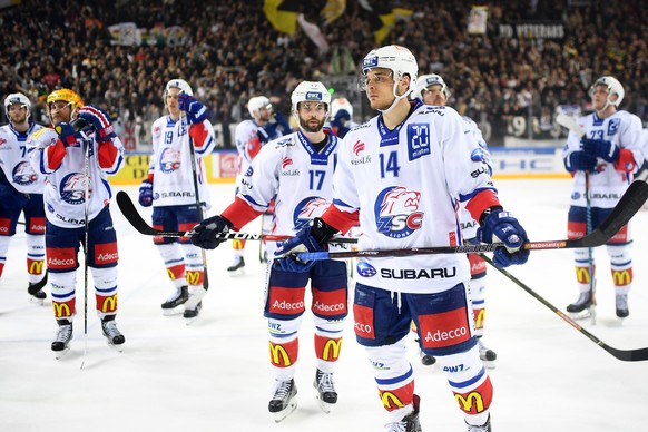 Zurich&#039;s players disappointed at the end of the sixth leg of the Playoffs quarterfinals game of National League A (NLA) Swiss Championship between Switzerland&#039;s HC Lugano and ZSC Lions, on T ...