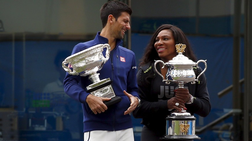 Haben gut lachen: Für den Triumph an den Australian Open 2015 erhielten Novak Djokovic und Serena Williams umgerechnet je 2,5 Millionen Franken.