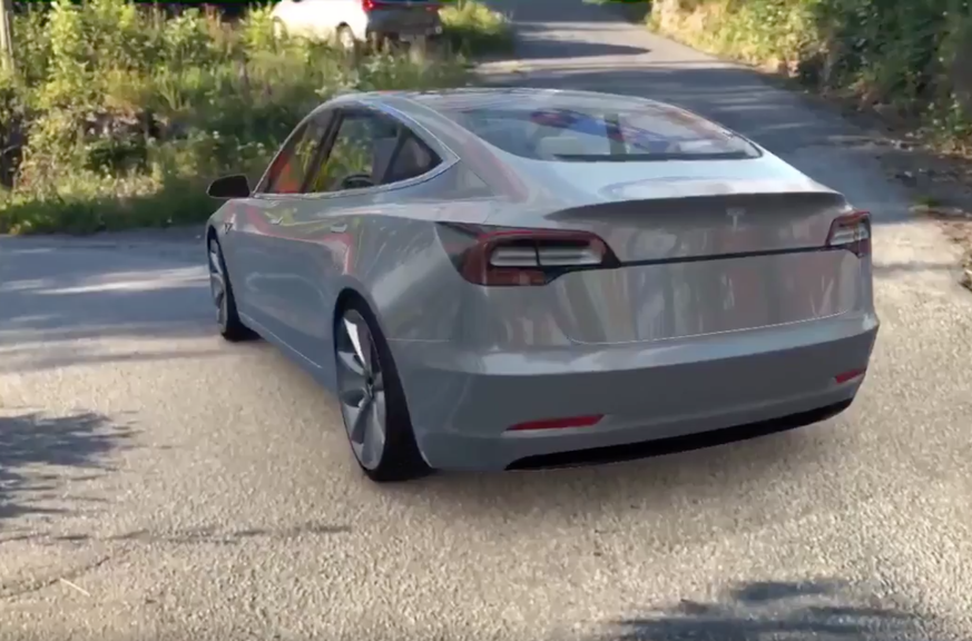 Einen virtuellen Tesla in der Einfahrt parkieren: Hat ein Norweger mit wenig Aufwand programmiert.