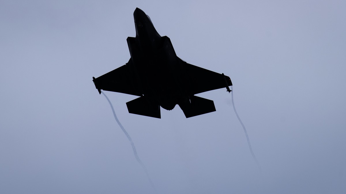 ARCHIV -- DER NATIONALRAT TRITT AUF KAUF DES F-35 JETS EIN -- Lockheed Martin F-35A fighter jet is pictured during a test and evaluation day at the Swiss Army airbase, in Payerne, Switzerland, Friday, ...