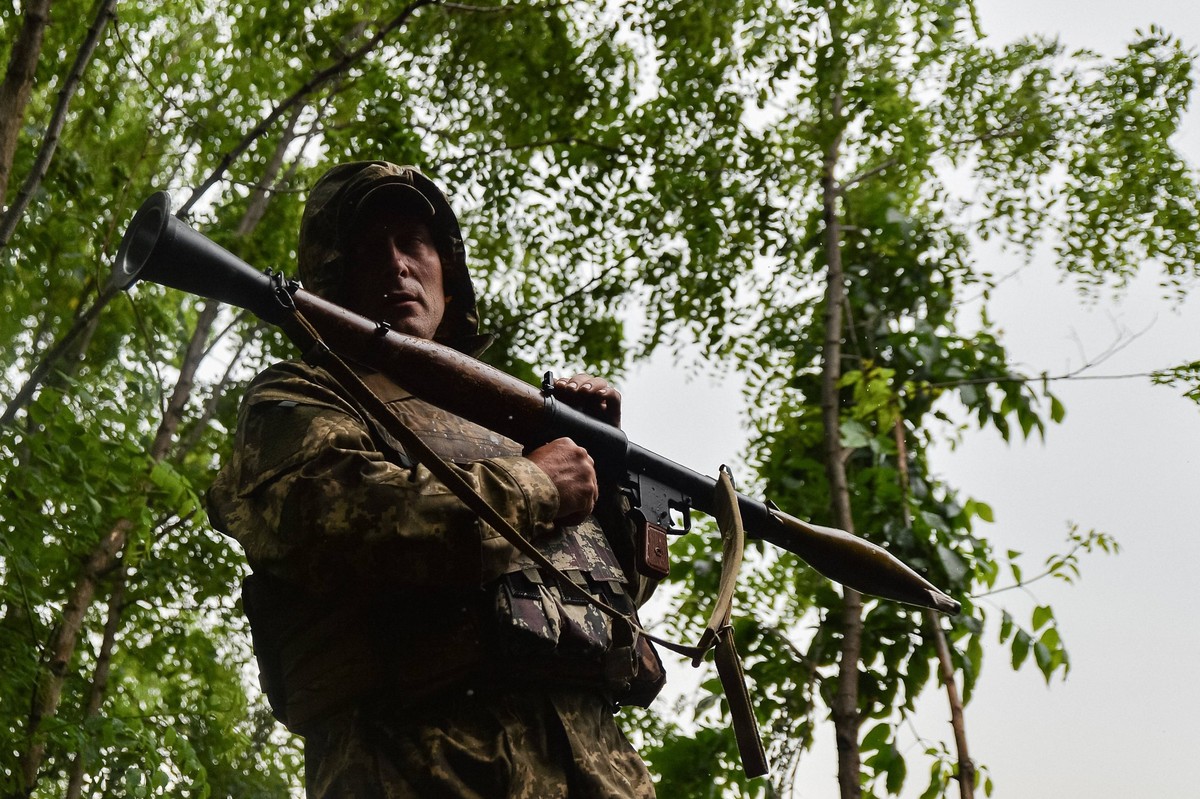 June 15, 2023, Kharkiv Region, Ukraine: A Ukrainian soldier displays his units RPG weapon, often used against Russian lines not far away. As the counteroffensive continues soldiers in the Kharkiv regi ...