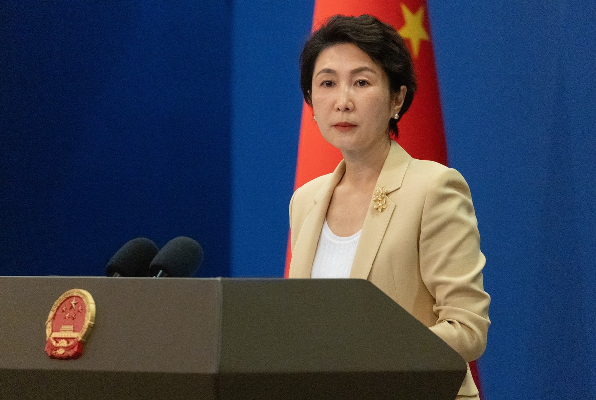 epa12532718 Chinese Foreign Ministry spokesperson Mao Ning speaks during a press conference at the Foreign Ministry in Beijing, China, 18 November 2025. Mao Ning spoke about relations with Japan, amon ...