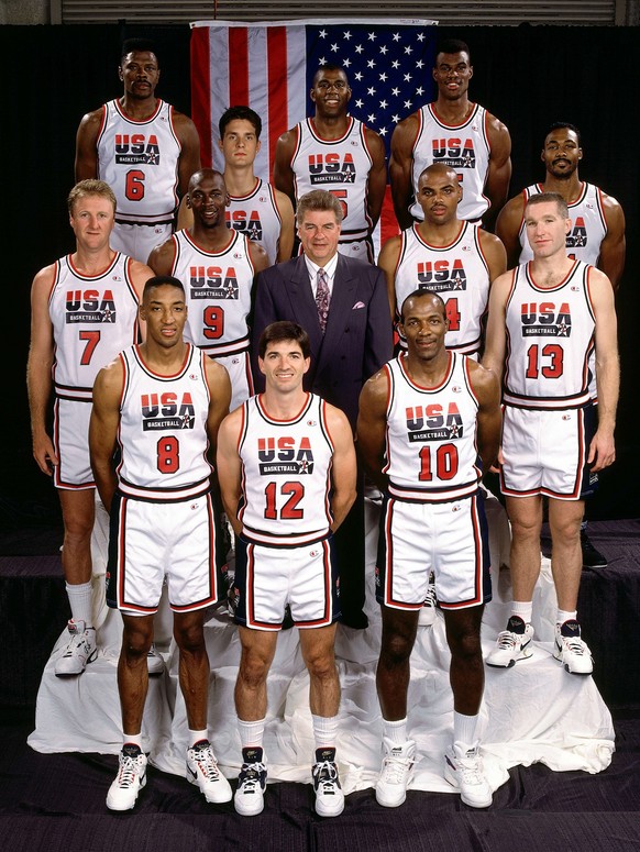 BARCELONA - 1992: The United States Men's National Basketball Team pose for a photo at the 1992 Summer Olympics in Barcelona, Spain. NOTE TO USER: User expressly acknowledges that, by downloading and  ...