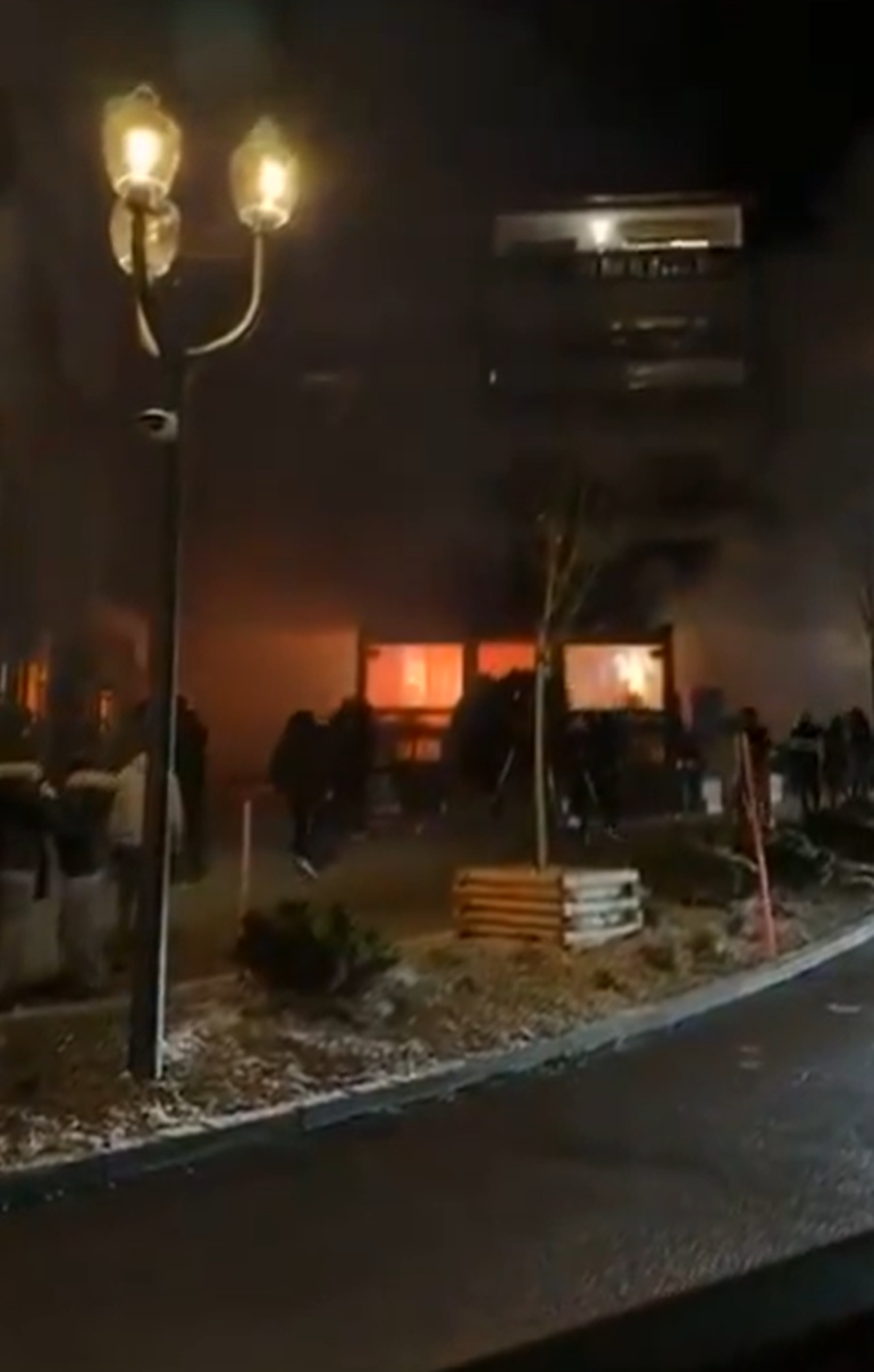 feuer crans montana