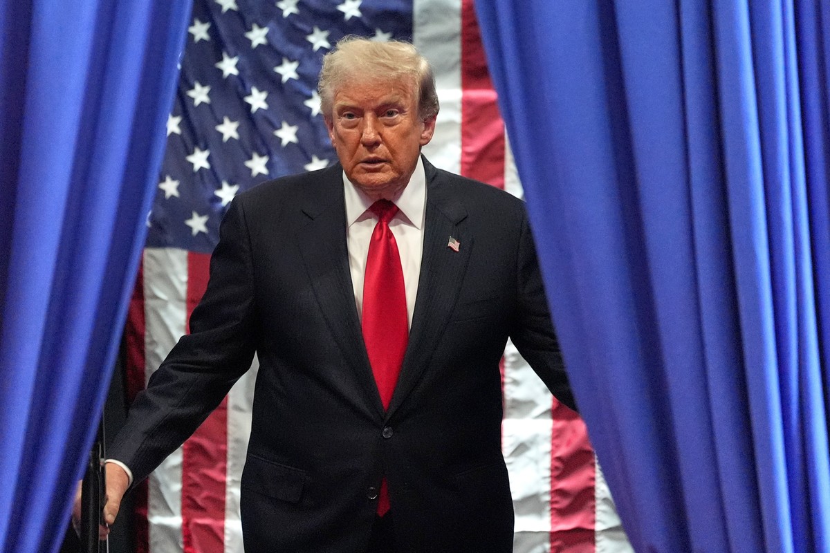 President Donald Trump arrives to speak at General Motors proving ground, Monday, July 27, 2026, in Milford, Mich. (AP Photo/Alex Brandon)
Donald Trump