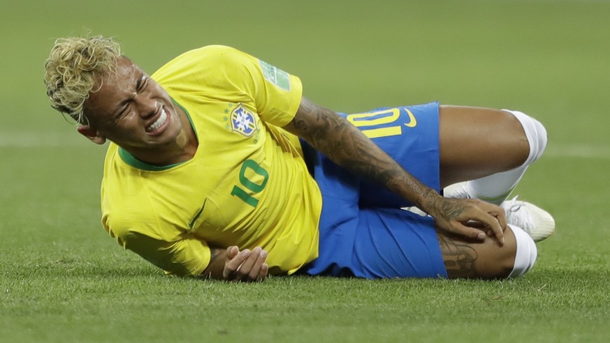 Brazil&#039;s Neymar grimaces during the group E match against Switzerland at the 2018 soccer World Cup in the Rostov Arena in Rostov-on-Don, Russia, Sunday, June 17, 2018. (AP Photo/Andre Penner)