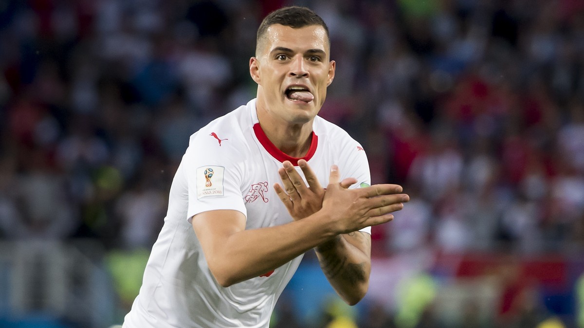 ARCHIV - ZUM WORT DES JAHRES IN DER DEUTSCHSCHWEIZ "DOPPELADLER" AM DONNERSTAG, 6. DEZEMBER 2018, STELLEN WIR IHNEN FOLGENDES BILDMATERIAL ZUR VERFUEGUNG - Switzerland's midfielder Gran ...