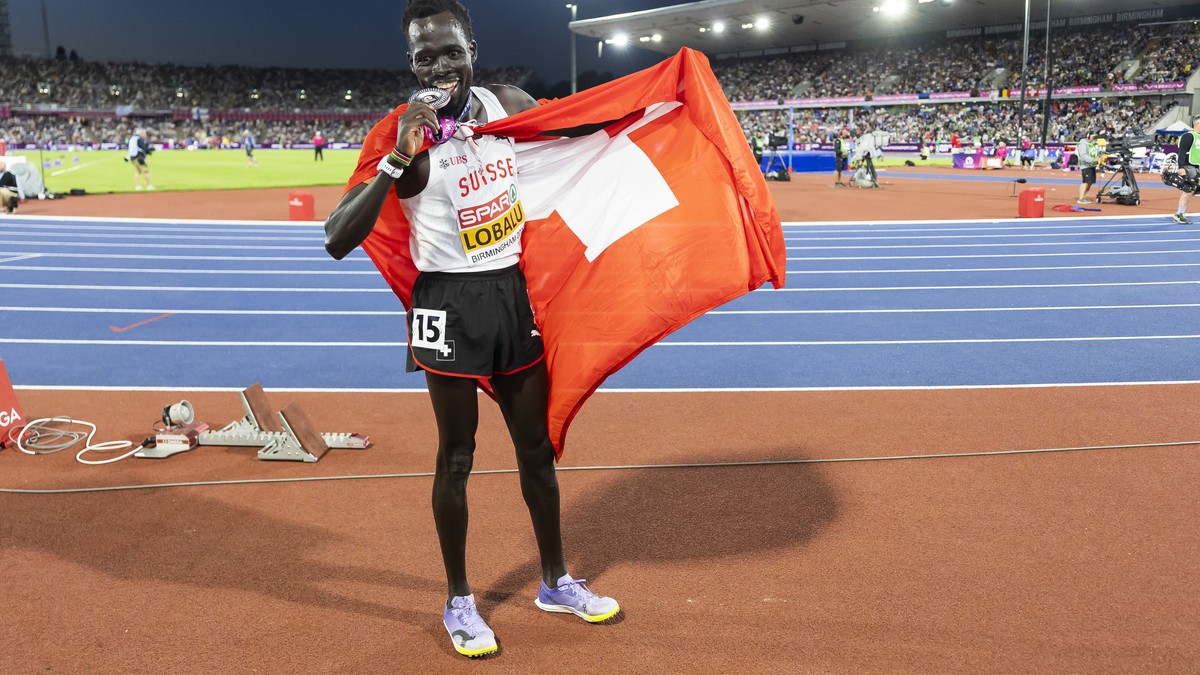 Lobalu Wins Silver in Dramatic Women’s Sprint Relay