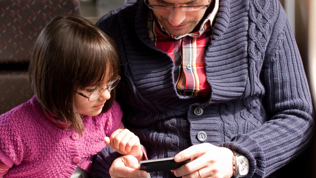 «Mein Kind bekommt ein Handy dann, wenn es die Kosten selbständig tragen kann»