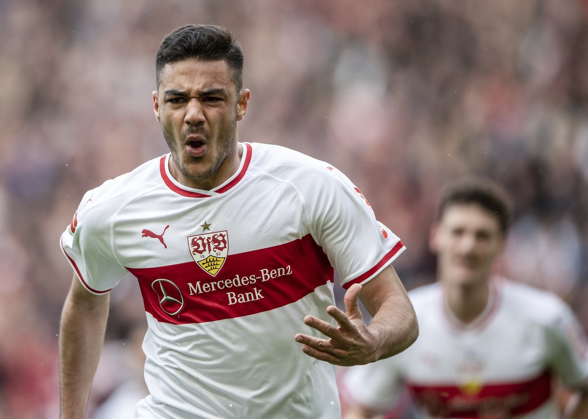 Stuttgarts Ozan Kabak, left, celebrates after scoring his side's second goal during the German Bundesliga soccer match between VfB Stuttgart and Hannover 96 in Stuttgart, Germany, Sunday, March 3 ...