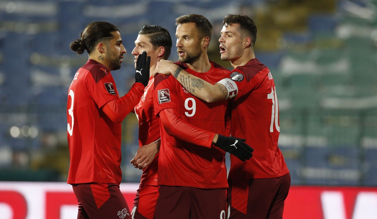 Switzerland 's team celebrates Haris Seferovic's goal during the World Cup 2022 group C qualifying soccer match between Bulgaria and Switzerland at Vassil Levski stadium, in Sofia, Thursday  ...