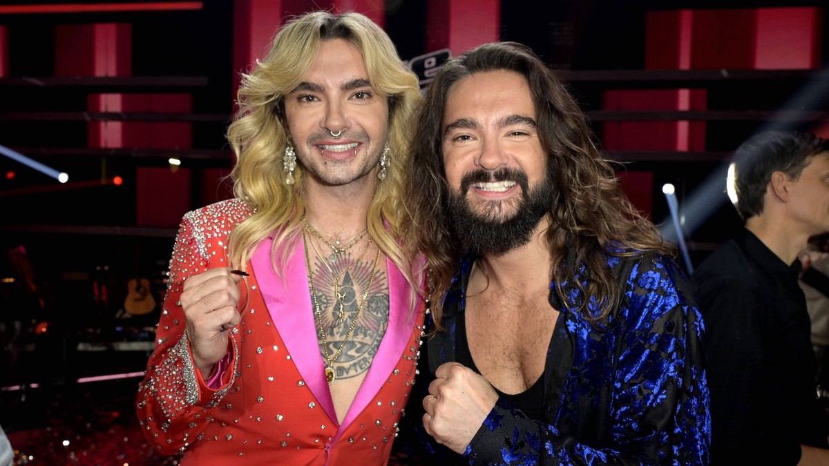 Bill Kaulitz und Tom Kaulitz im Finale der 13. Staffel der Castingshow The Voice of Germany 2023 im Studio H Berlin Adlershof. Berlin, 08.12.2023 *** Bill Kaulitz and Tom Kaulitz in the final of the 1 ...
