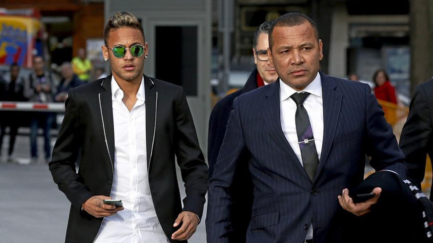 NEYMAR Y SU PADRE DECLARAN EN LA AUDIENCIA NACIONAL.