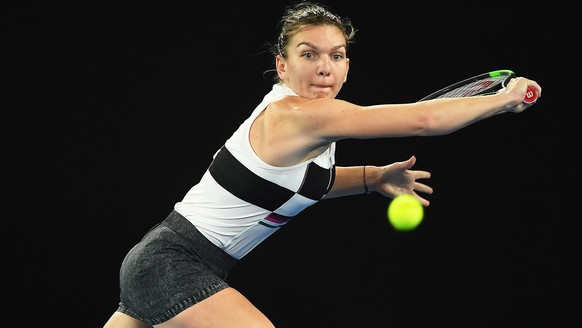 epa07292012 Simona Halep of Romania in action against Sofia Kenin of the USA during their women&#039;s second round match of the Australian Open Grand Slam tennis tournament in Melbourne, Australia, 1 ...