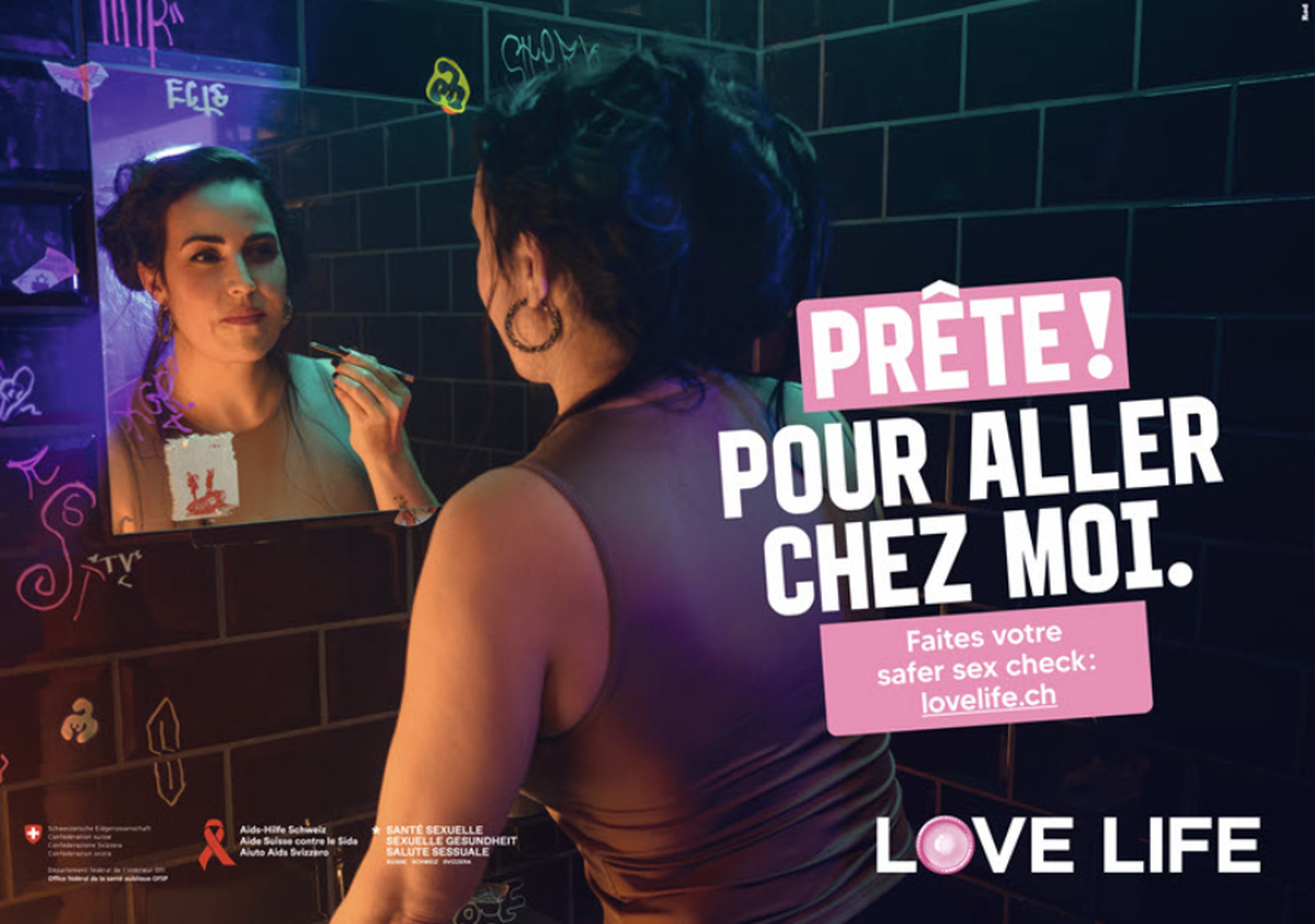 Une affiche de la campagne Safer Sex Check lancée par l'OFSP jeudi en Suisse.