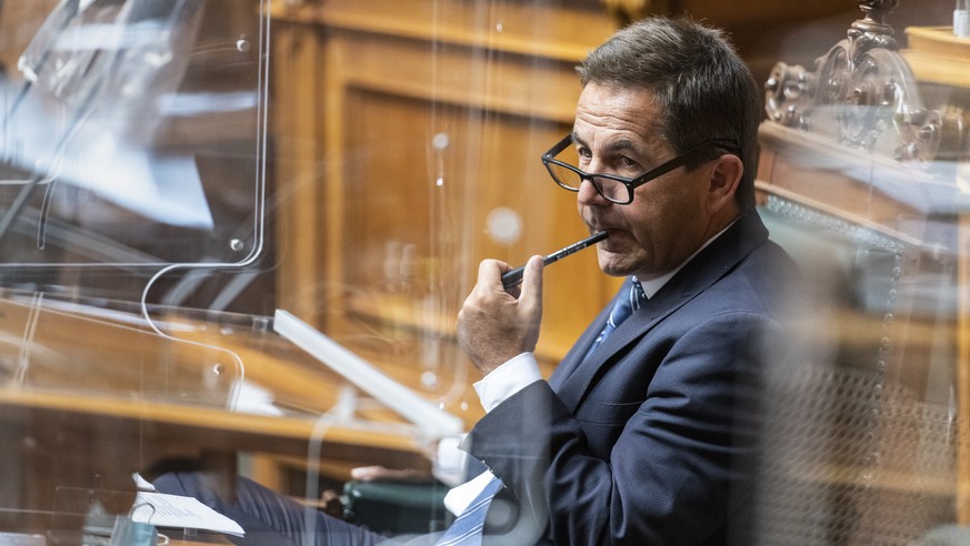 Bundeskanzler Walter Thurnherr hoert den Voten zu waehrend der Debatte um das Covid-19-Gesetz, an der Herbstsession der Eidgenoessischen Raete, am Mittwoch, 9. September 2020 im Nationalrat in Bern. A ...