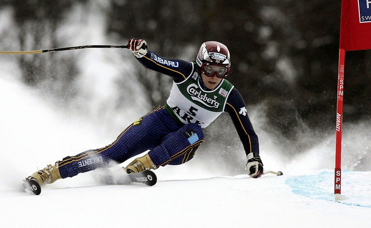 ARE, SWEDEN - FEBRUARY 20: (FRANCE OUT) Maria Jose Rienda Contreras of Spain competes during the Women's FIS World Ski Championships - Giant Slalom on February 20, 2005 in Are, Sweden. (Photo by  ...