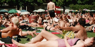 Wie aus der Tabu-Zone Badi ein Fleischmarkt wurde