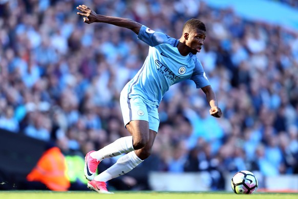 epa05897361 Manchester City&#039;s Kelechi Iheanacho during the English Premier League soccer match between Manchester City and Hull City at the Etihad Stadium in Manchester, Britain, 08 April 2017. E ...