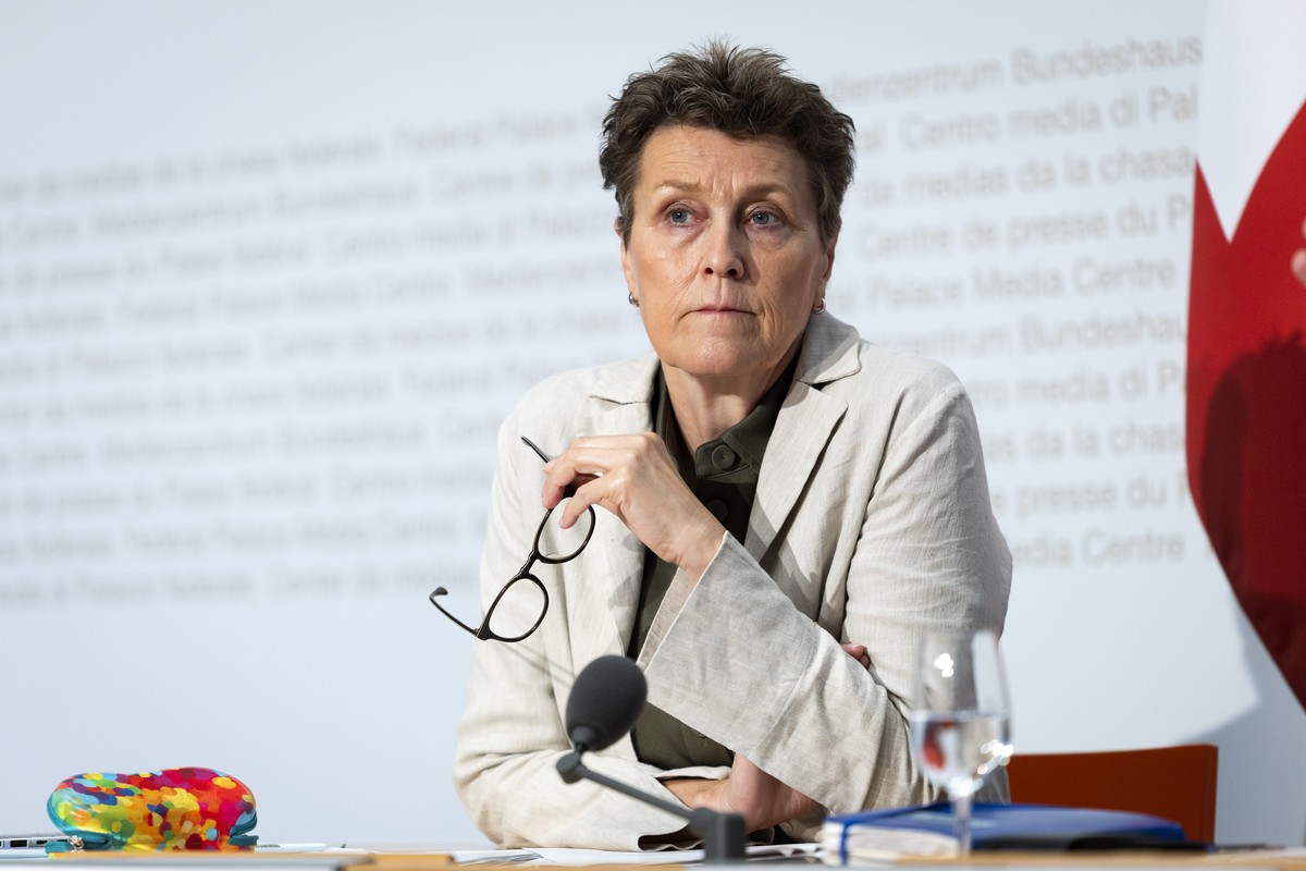 Sandra Felix, Direktorin des Bundesamts fuer Sport (Baspo), waehrend einer Medienkonferenz zur Studie "Sport Schweiz 2026", am Dienstag, 18. August 2026 in Bern. (KEYSTONE/Peter Klaunzer)