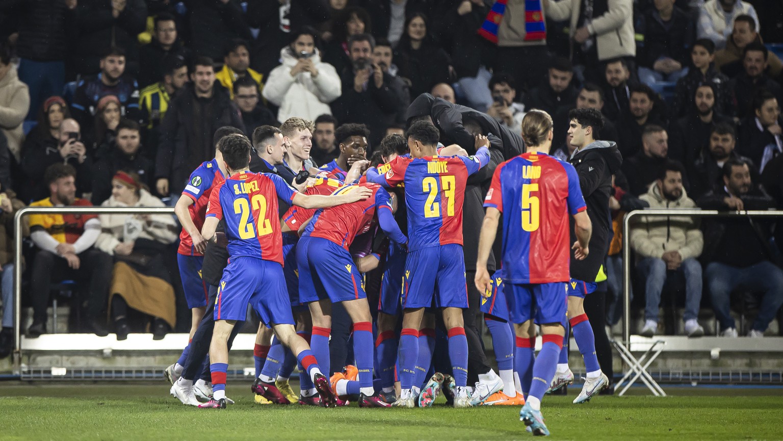 Basel&#039;s players celebrate after Andi Zeqiri scored the second goal of the match during the UEFA Europa Conference League play-off second leg soccer match between Switzerland&#039;s FC Basel 1893  ...