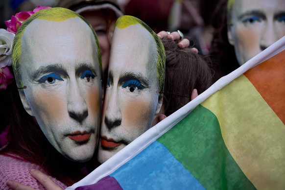 Anti-Putin-Demo in Russland: Der russische Präsident gilt als Vordenker der Anti-Gay-Bewegung.