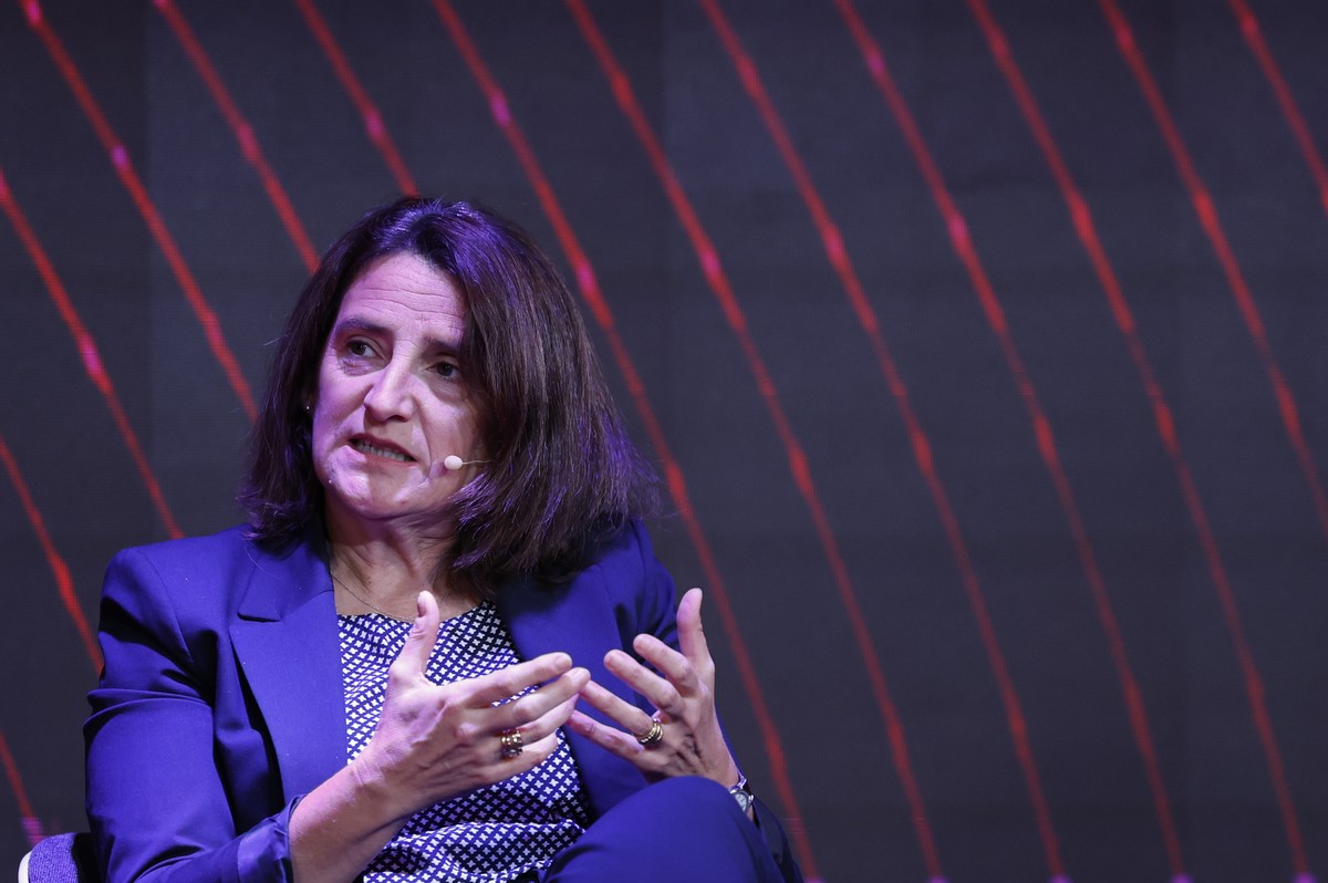 epa12494772 European Commission's Executive Vice-President for a Clean, Just, and Competitive Transition Teresa Ribera attends the second day of the Ibero-American Congress of the Future in Madri ...