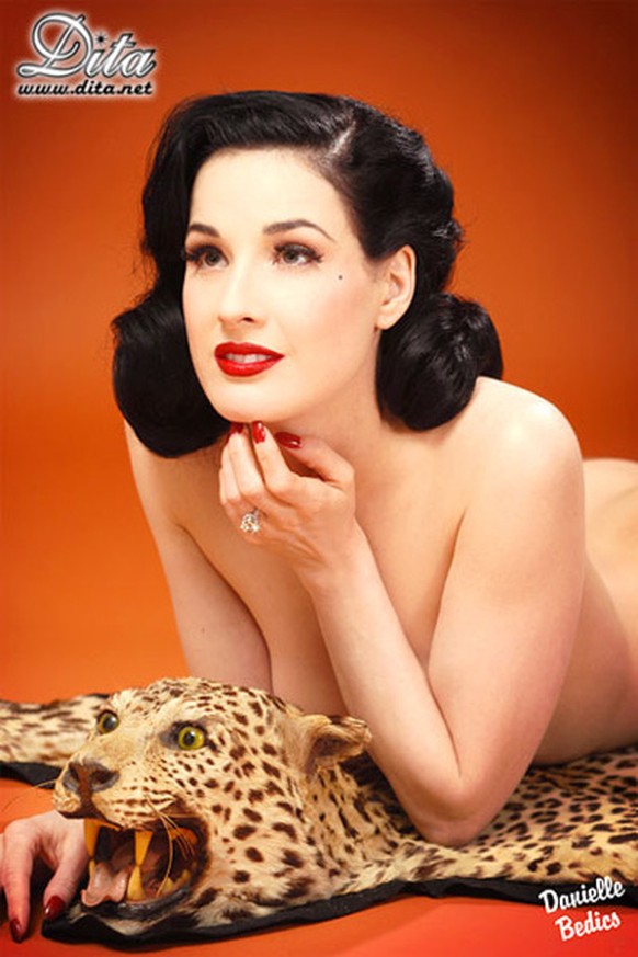 Mit diesem Ringbild zeigte Dita Von Teese ihren Fans, dass sie verheiratet war.