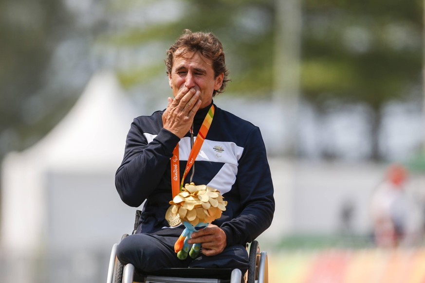 September 14, 2016 - Rio De Janeiro, Rio de Janeiro, Brazil - 15 years after the terrible crash of Lausitzring Alex Zanardi won the Paralympic Gold medal in the Time trial H5 in Rio de Janeiro, Brazil ...