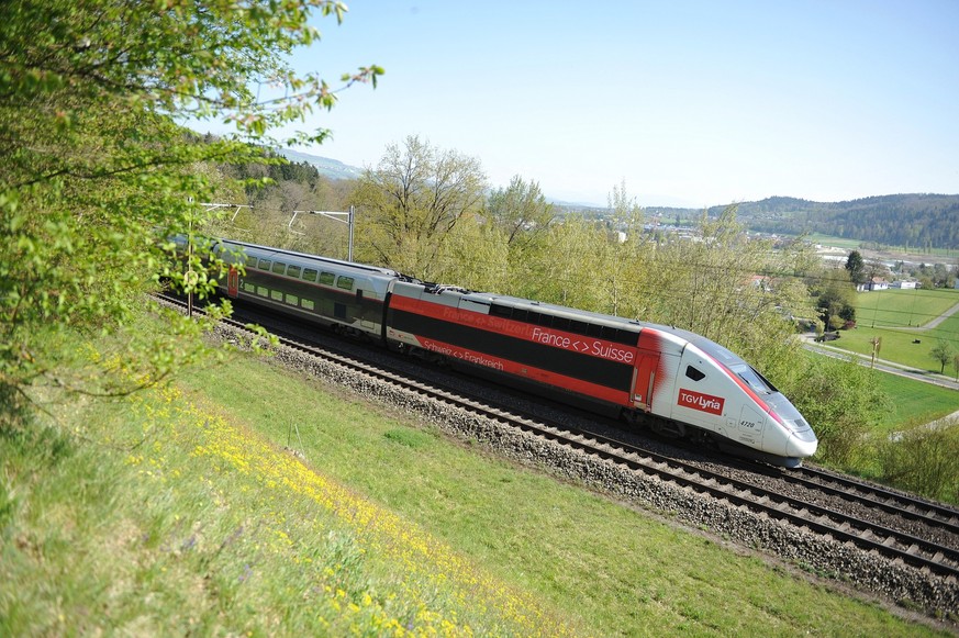 TGV Lyria Train