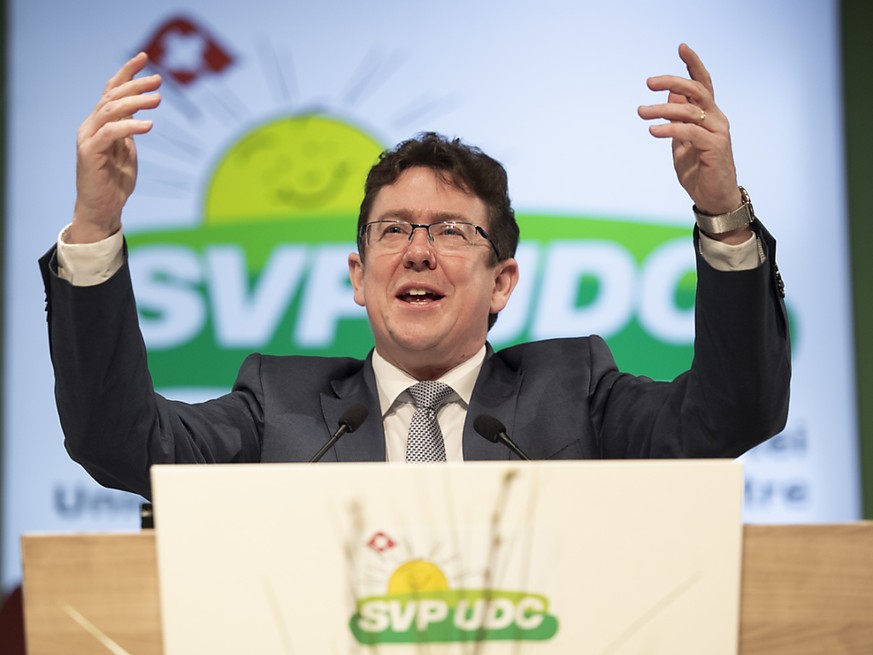 SVP-Präsident Albert Rösti will aufgrund der Verluste seiner Partei bei den jüngsten kantonalen Wahlen in Zukunft besser kommunizieren. (Archivbild)