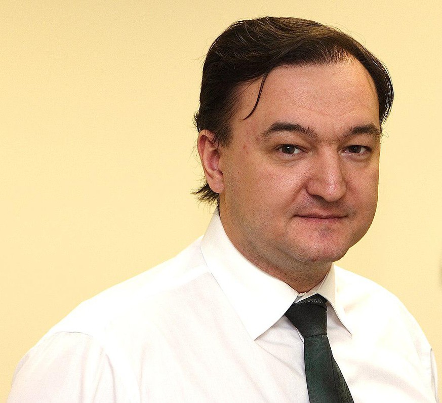Sergej Magnizki, Magnitski
wiki: https://en.wikipedia.org/wiki/Sergei_Magnitsky#/media/File:Sergei_Magnitsky.jpg