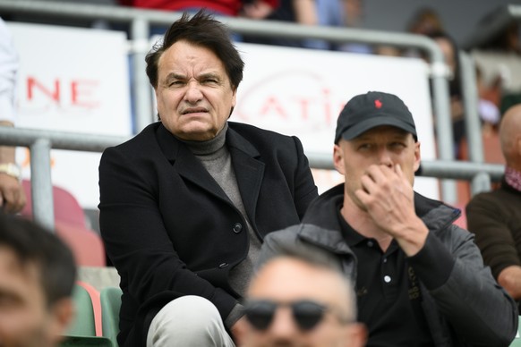 Le president du FC Sion Christian Constantin observe la rencontre de football de Super League entre FC Sion et BSC Young Boys Bern, YB, ce dimanche 21 mai 2023 au stade de Tourbillon a Sion. (KEYSTONE ...