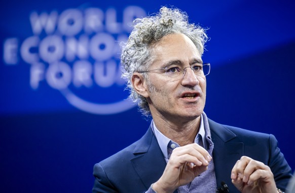 epa12664554 Palantir Co-founder and CEO Alex Karp attends the 56th annual meeting of the World Economic Forum (WEF) in Davos, Switzerland, 20 January 2026. The 2026 summit, running from 19 to 23 Janua ...