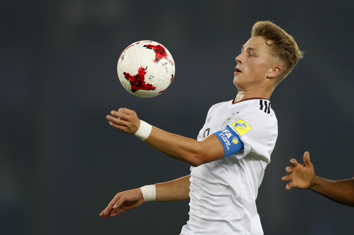 FILE - In this Oct. 16, 2017 file photo Germany's Jann Fiete Arp controls the ball during the FIFA U-17 World Cup against Colombia in New Delhi, India. Hamburger SV is relying heavily on the 17-y ...