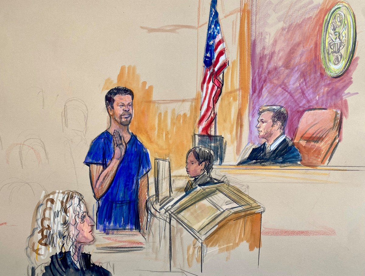 This courtroom sketch depicts Cole Tomas Allen, left, the California man arrested in the shooting incident at the correspondents dinner in Washington, appearing before Magistrate Judge Matthew J. Shar ...