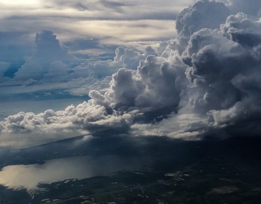 Eine riesige Quellwolke.