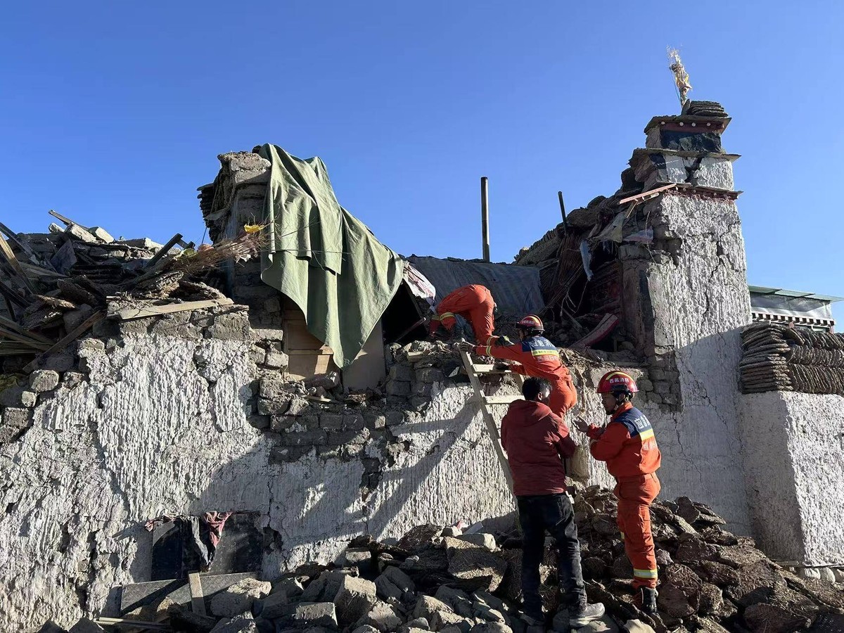 Séisme au Tibet: Le bilan des victimes s'alourdit encore