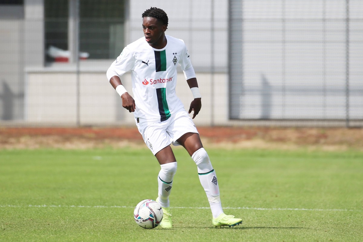 Moenchengladbach, Deutschland 20. August 2022: B-Junioren - BL - 2022/2023 - Bor. Moenchengladbach U17, U 17 vs. SC Preussen Muenster U17 Winsley Boteli Borussia M�nchengladbach U17 Fohlenplatz Nordrh ...