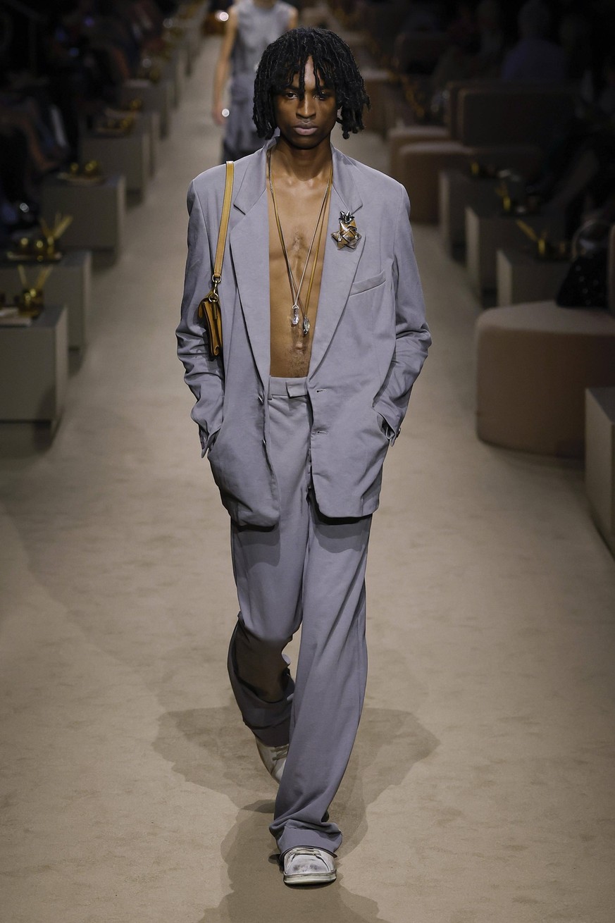 COACH Spring/Summer 2027 runway during New York Fashion Week on September 2026 - New York, USA 09/09/2026 COACH Spring/Summer 2027 runway during New York Fashion Week on September 2026 - New York, USA ...