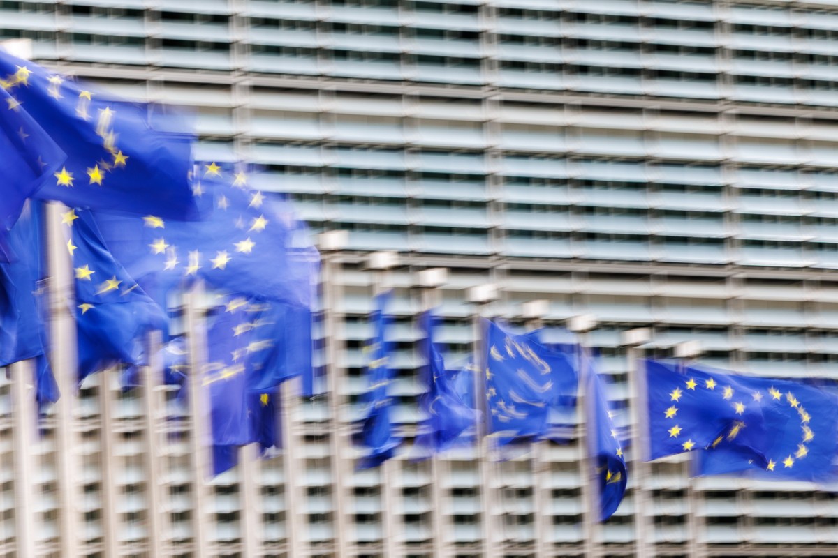 epa13126643 European flags fly in front of the European Commission building in Brussels, Belgium, 22 July 2026. EU ambassadors are meeting in the Belgian capital on 22 July to discuss a new sanctions  ...
