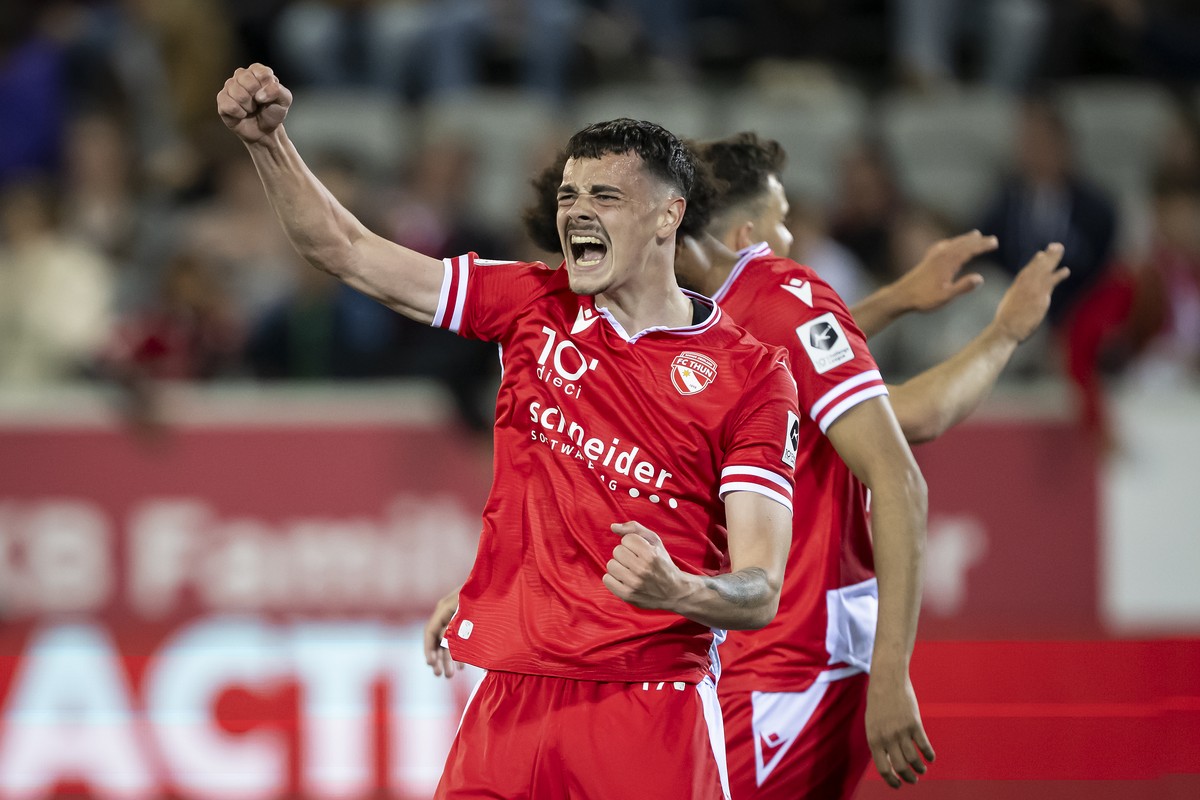 CAPTION CORRECTION: KORRIGIERT IDENTITAET SPIELER - Nando Toggenburger (FCT) jubelt nach dem Tor zum 6-3, im Fussball Meisterschaftsspiel der Challenge League zwischen dem FC Thun und dem FC Vaduz, in ...